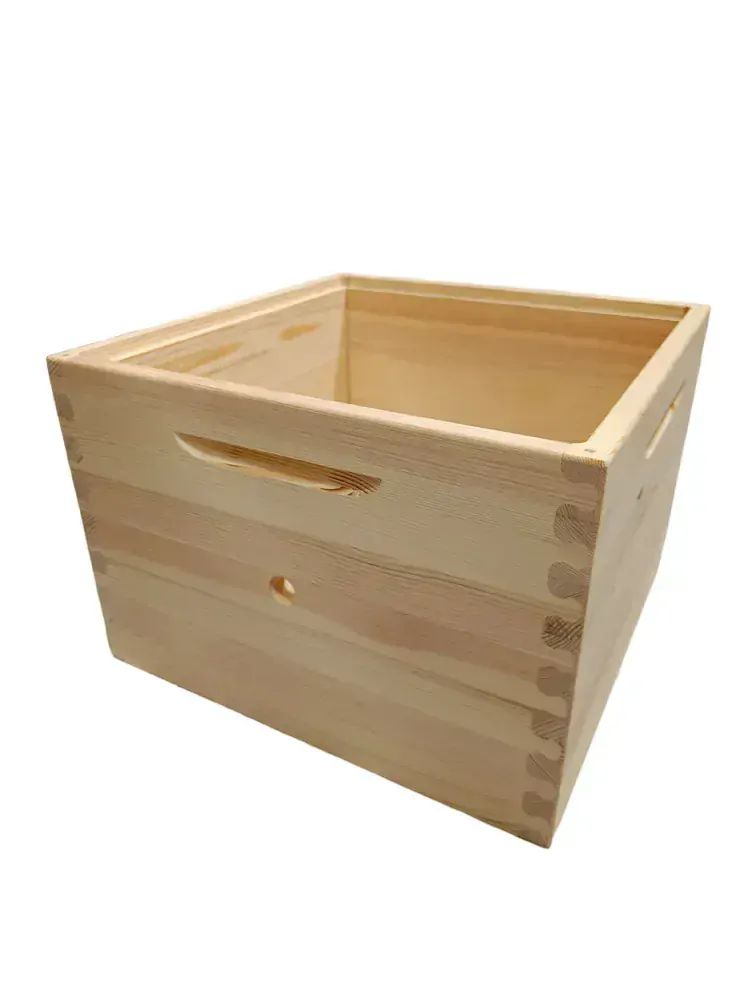 Úl 39x24 se 3 nástavky, celodřevěný - cinkovaný