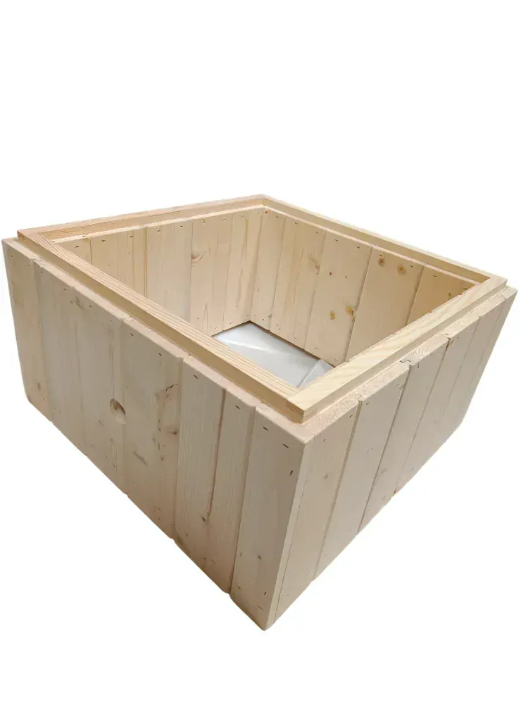 Zateplený palubkový úl 39x24 se 3 nástavky
